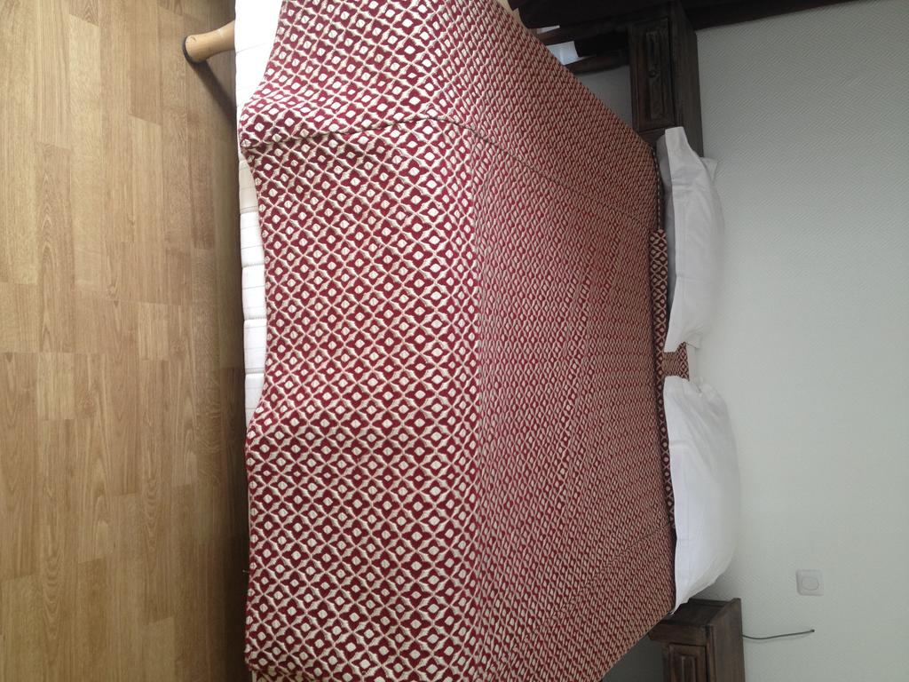 Hôtel De Bordeaux room 1