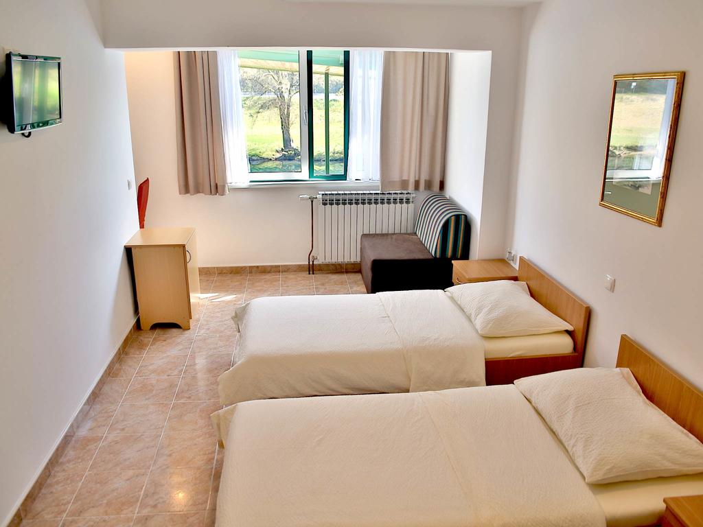 Motel Dobra room 4