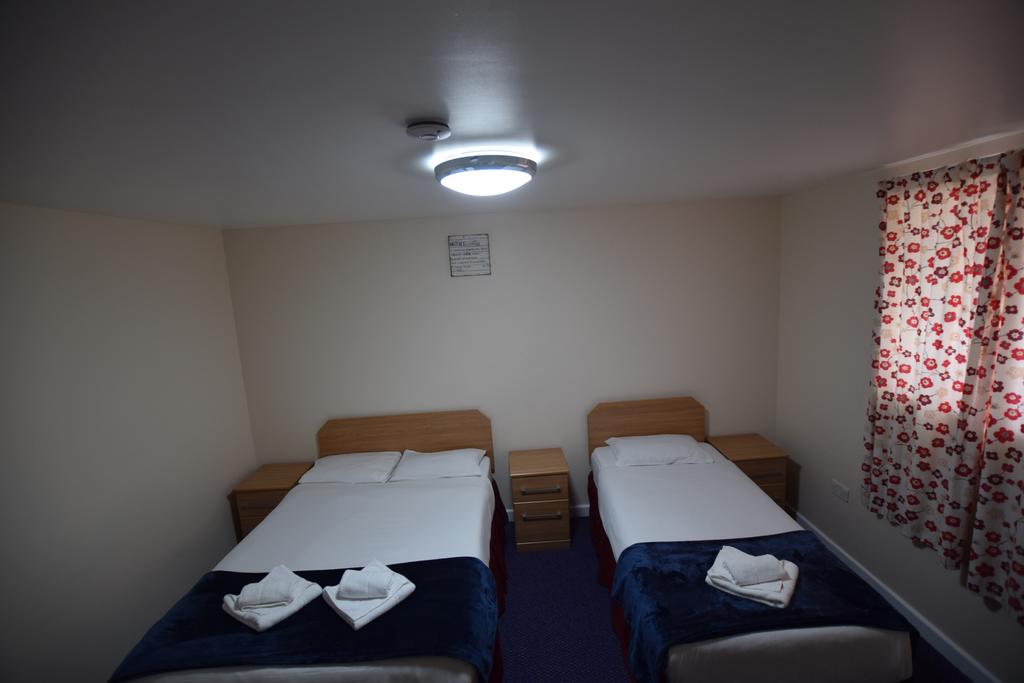 Woodlands Lodge room 4